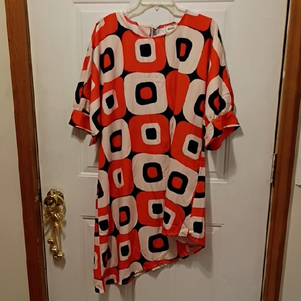 Geometric Orange Blue White Tunic Top READ Blemish On Front See Picture